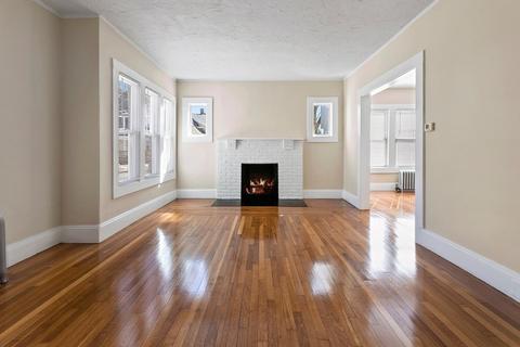 383 White St, Springfield, MA 01108 photo 22