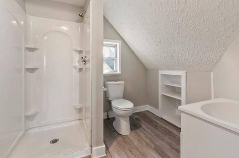 383 White St, Springfield, MA 01108 photo 13