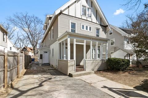 383 White St, Springfield, MA 01108 photo 2