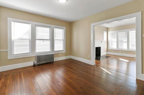 383 White St, Springfield, MA 01108 photo 7
