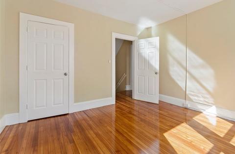383 White St, Springfield, MA 01108 photo 12