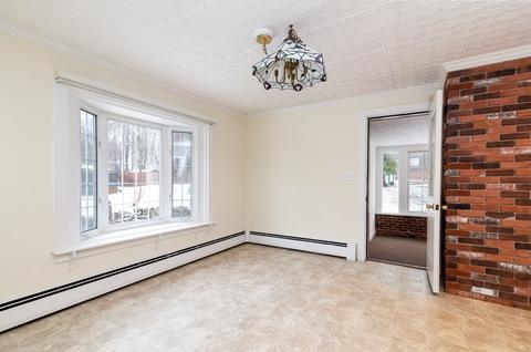 186 East Spg, Avon, MA 02322 photo 11