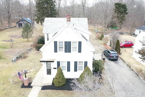 186 East Spg, Avon, MA 02322 photo 1