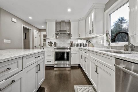 3 Michael Rd, Franklin, MA 02038 photo 5