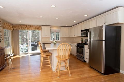19 Carleton Dr, Mashpee, MA 02649 photo 8