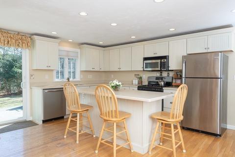 19 Carleton Dr, Mashpee, MA 02649 photo 9