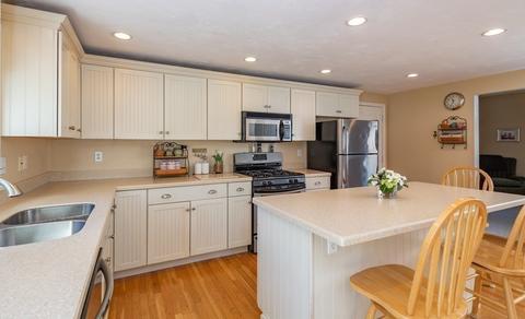 19 Carleton Dr, Mashpee, MA 02649 photo 11