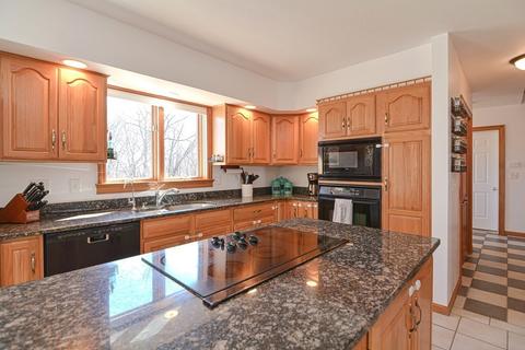 133 Glenview St, Upton, MA 01568 photo 3