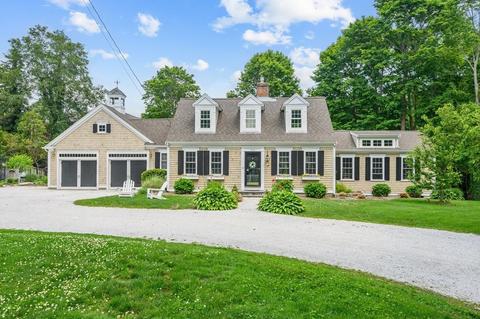 820 Main St, Barnstable, MA 02635 photo 1