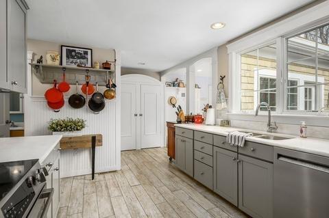 820 Main St, Barnstable, MA 02635 photo 9