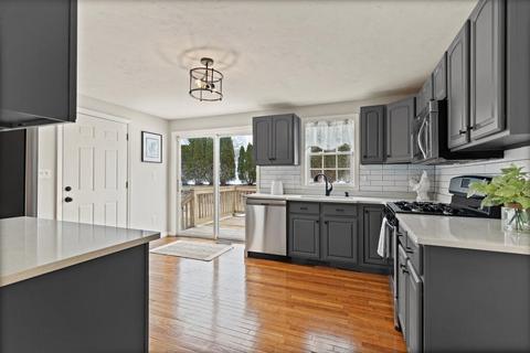 12 Adelaide Cir, Worcester, MA 01606 photo 13