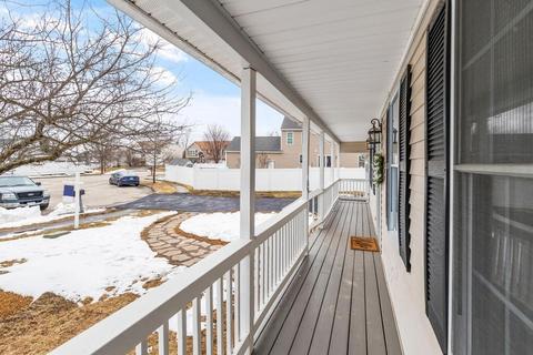 12 Adelaide Cir, Worcester, MA 01606 photo 4