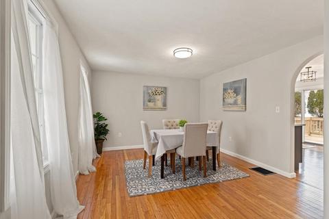 12 Adelaide Cir, Worcester, MA 01606 photo 10