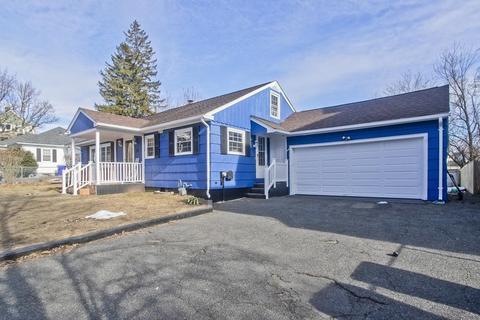 57 Merwin St, Springfield, MA 01107 photo 4