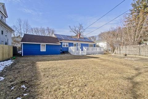 57 Merwin St, Springfield, MA 01107 photo 5