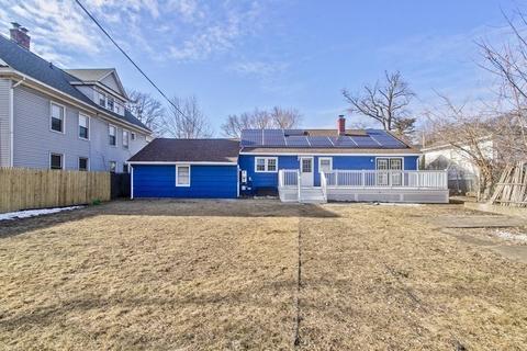 57 Merwin St, Springfield, MA 01107 photo 6