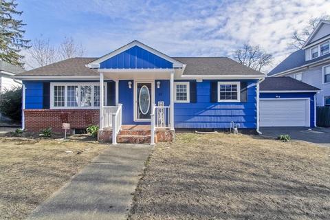 57 Merwin St, Springfield, MA 01107 photo 2