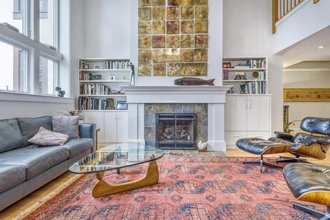 201 Freeman St #A2, Brookline, MA 02446 photo 6