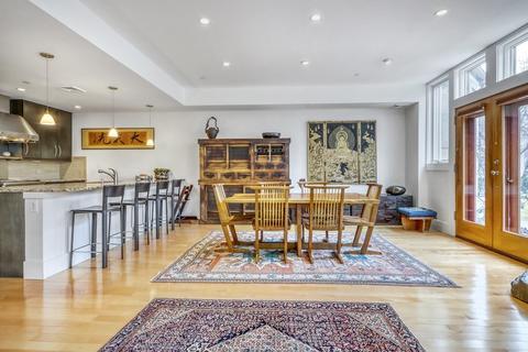 201 Freeman St #A2, Brookline, MA 02446 photo 8