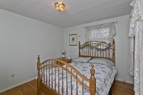 22 Keyes Dr, Chicopee, MA 01020 photo 16