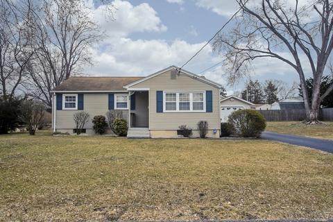 22 Keyes Dr, Chicopee, MA 01020 photo 26