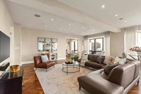 2 Avery St #17E, Boston, MA 02111