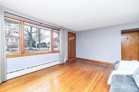 41 Hardy St, Springfield, MA 01129 photo 14