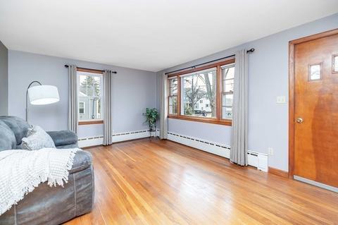 41 Hardy St, Springfield, MA 01129 photo 12