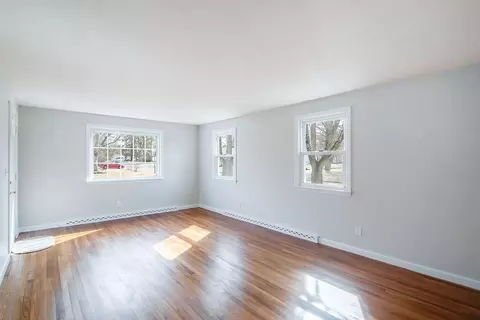 94 Aldrew Ter, Springfield, MA 01119 photo 16