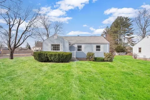 94 Aldrew Ter, Springfield, MA 01119 photo 1
