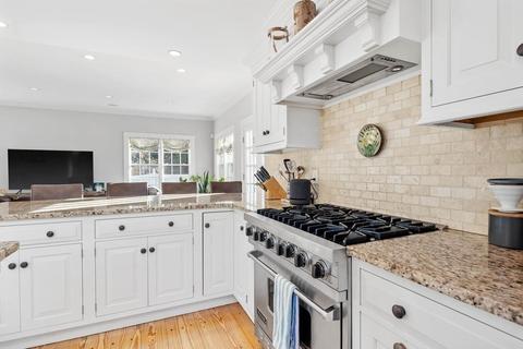 532 Main St, Hingham, MA 02043 photo 5