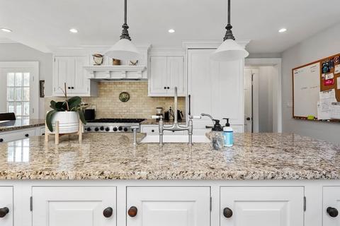 532 Main St, Hingham, MA 02043 photo 4