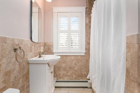 1659 Great Plain Ave, Needham, MA 02492 photo 17