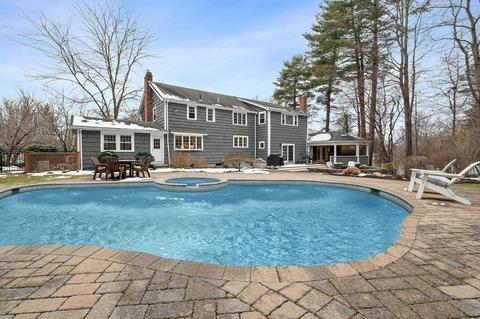 10 Kings Rd, Canton, MA 02021 photo 34