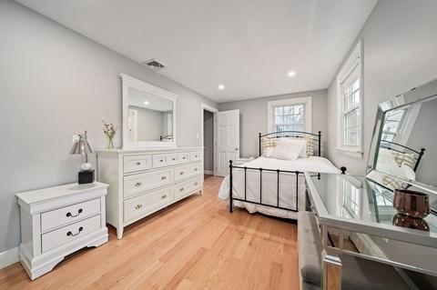 10 Kings Rd, Canton, MA 02021 photo 28
