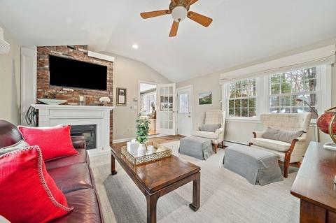 10 Kings Rd, Canton, MA 02021 photo 14