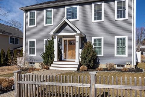 14 Forest St, Manchester, MA 01944 photo 3