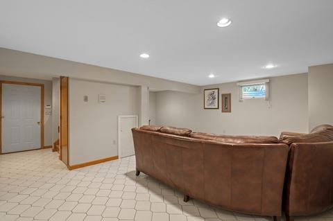 49 Gerald Rd, Marblehead, MA 01945 photo 31