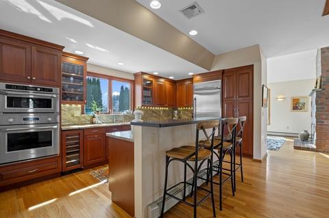 49 Gerald Rd, Marblehead, MA 01945 photo 8
