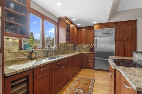 49 Gerald Rd, Marblehead, MA 01945 photo 9