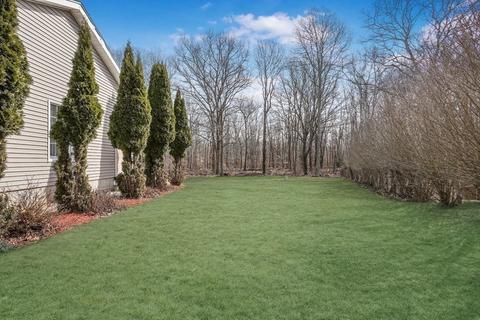 405 Blossom Hill Dr, Fall River, MA 02722 photo 33