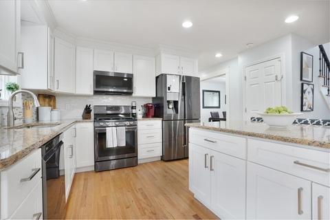 405 Blossom Hill Dr, Fall River, MA 02722 photo 13