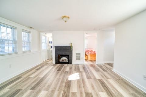 94 Sea #B, Barnstable, MA 02601