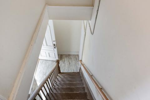 14 Trask St, Gloucester, MA 01930 photo 11