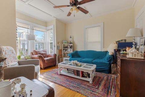 14 Trask St, Gloucester, MA 01930 photo 4