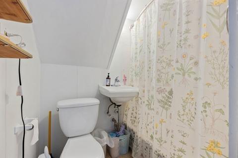 14 Trask St, Gloucester, MA 01930 photo 10