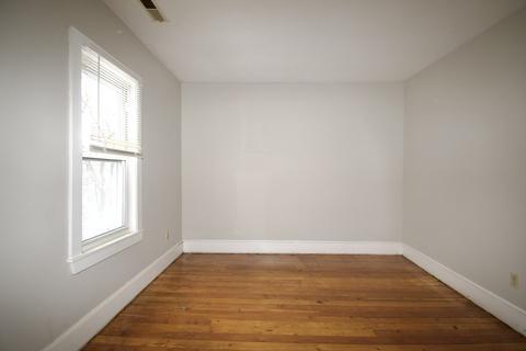66 Grenada, Springfield, MA 01108 photo 5