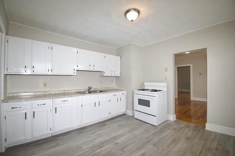 66 Grenada, Springfield, MA 01108 photo 9