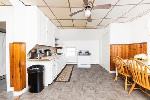 189 Hamlet St, Fall River, MA 02724 photo 18