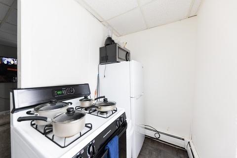 189 Hamlet St, Fall River, MA 02724 photo 10